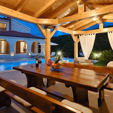 Tatil Evi Aurora Pula