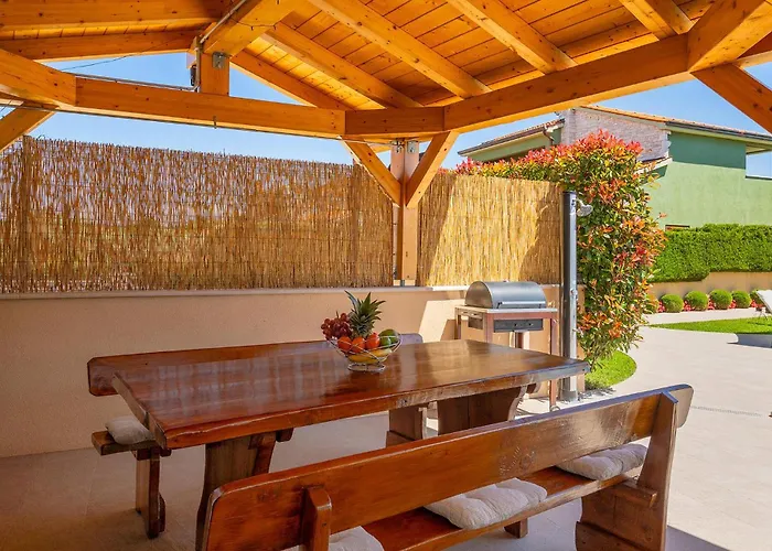 Vakantiehuis Aurora Pula